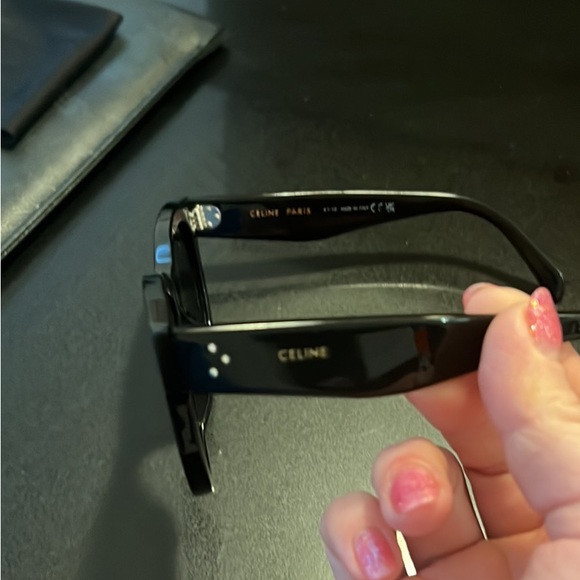 Celine CAT EYE S003 SUNGLASSES IN ACETATE WITH MINERAL GLASS LENSES
BLACK - Picture 2 of 6